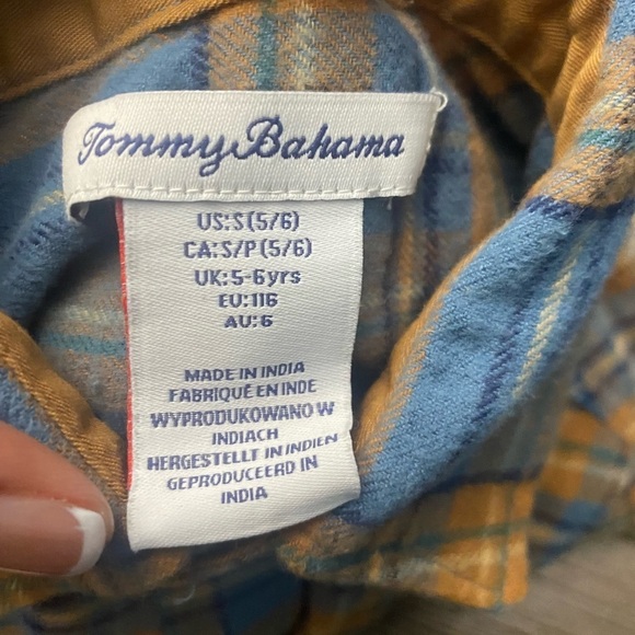 Lot of 3 boys long sleeve shirts size 5-6. Tommy Bahama button down fleece 2 tee - Picture 7 of 9